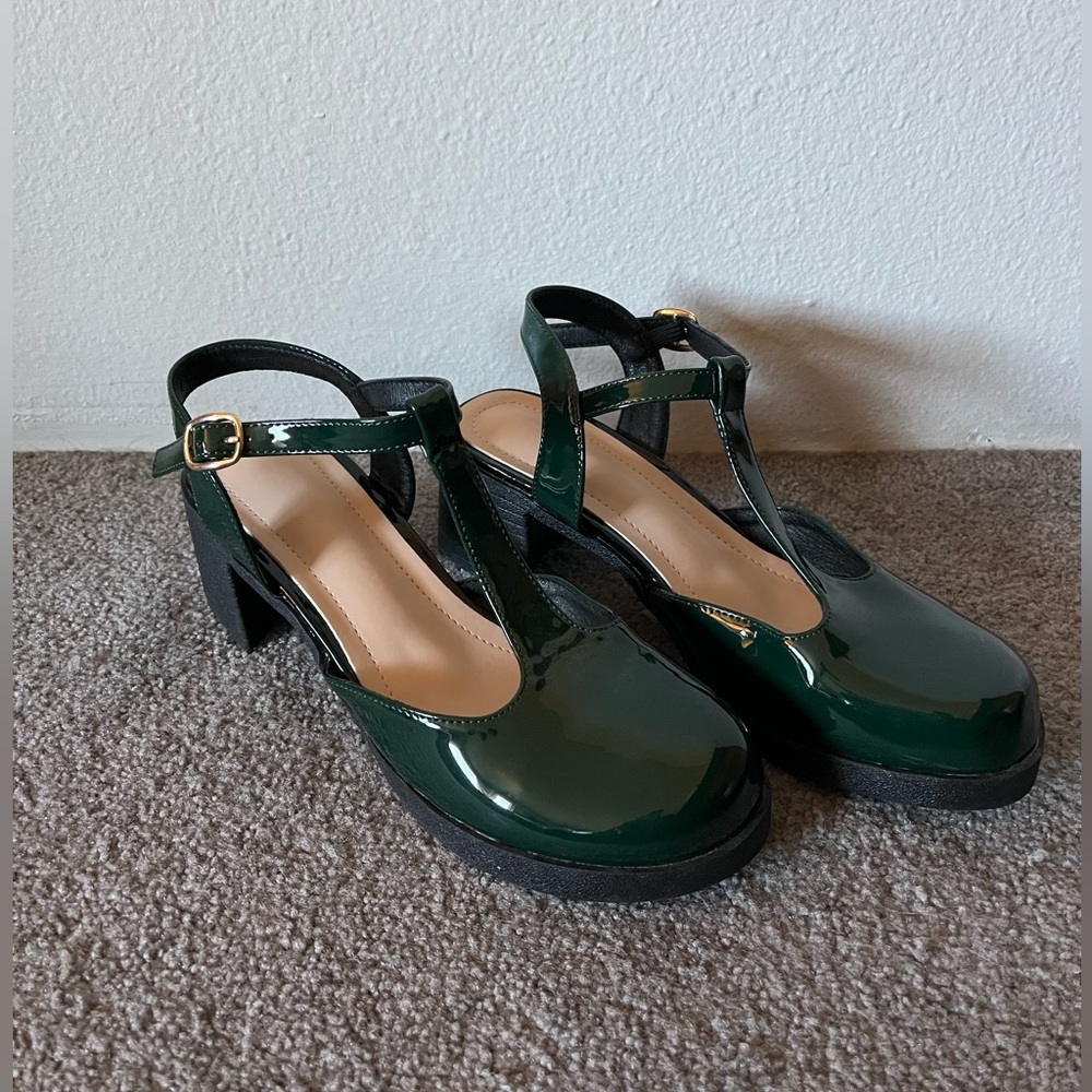 No Brand Green Patent Mary Jane Sandals size 38